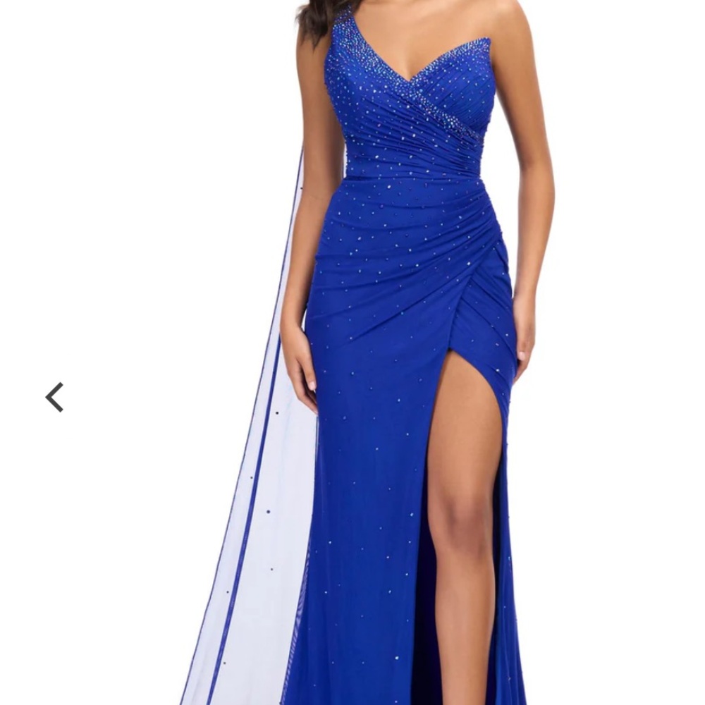 ASHLEYlauren 11736 One Shoulder Cape Left Leg Split Size 0 NEW Prom Formal